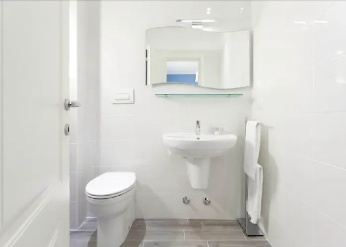 Guest house Costa Azzurra 3*